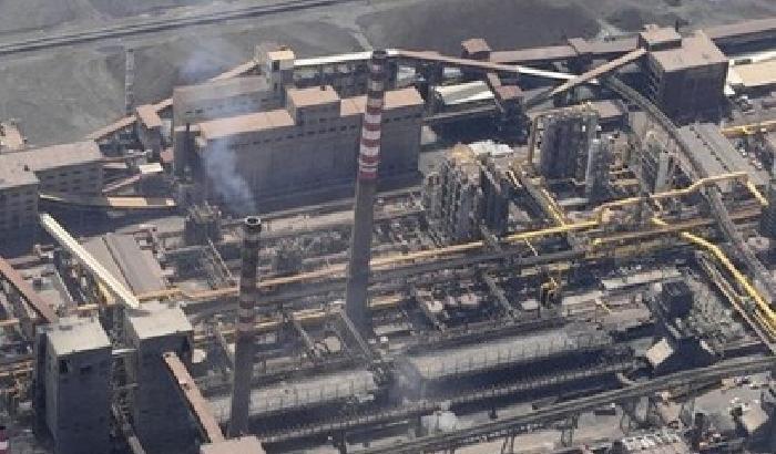 L'Ilva nega: non c'è eccesso di mortalità per tumori