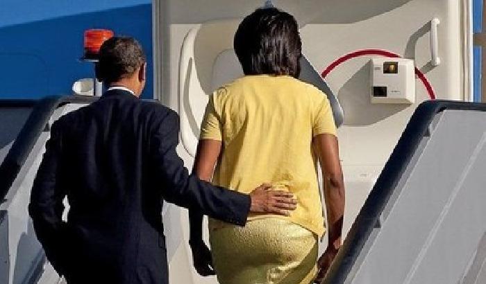 Michelle Obama "culona". Prof nei guai