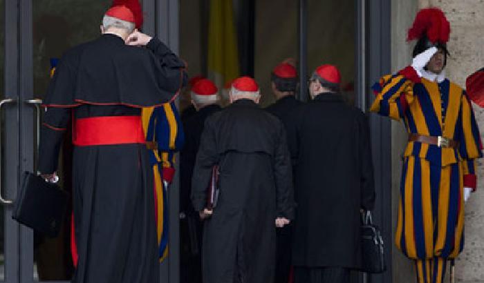 Conclave: qualcuno vede nero per la Chiesa