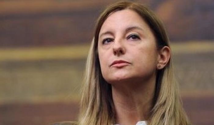 Lombardi accusa: spie dentro M5s