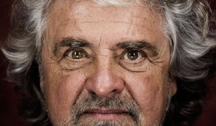 Grillo omaggia Totò Cuffaro: lui si è fatto la galera