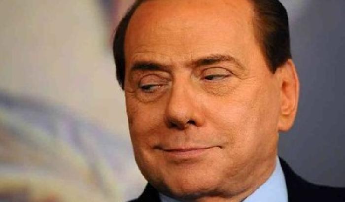 Berlusconi: la sinistra ha commesso un autogol, la partita non è finita