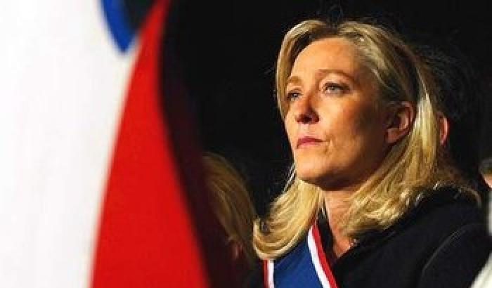 Un francese su 3 sta con Marine Le Pen