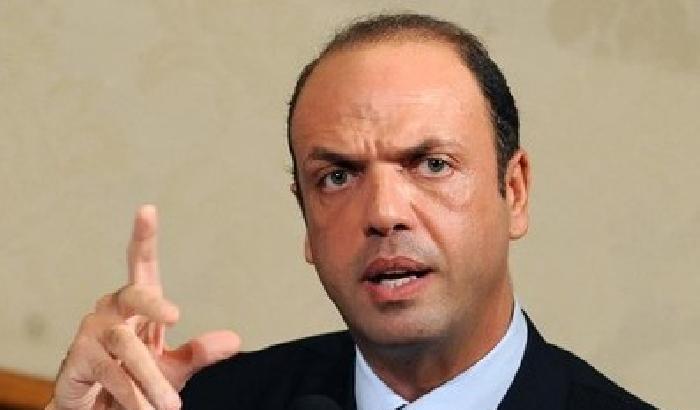 Alfano: governo caduto per crisi interna al Pd