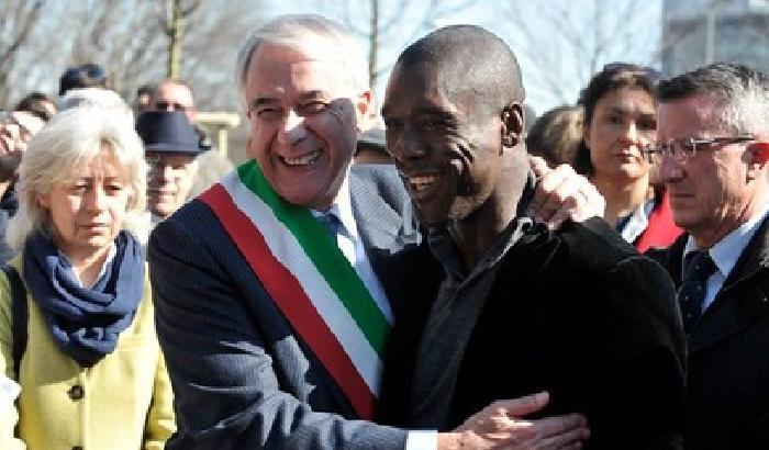 Pisapia con Seedorf: nessuno nasce razzista