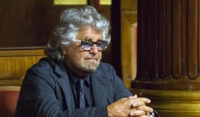 Grillo in Senato se la prende con i giornalisti