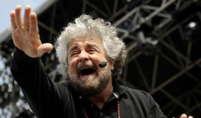 Grillo: spediamo i clandestini in Europa con i voli low cost