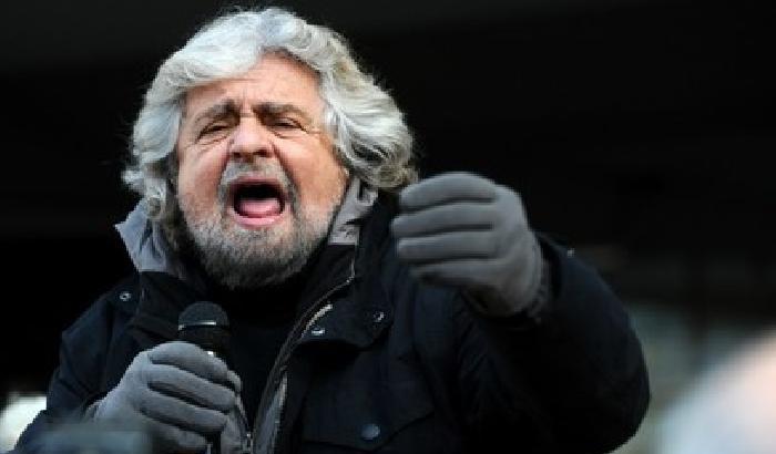 Alla disfatta Grillo risponde con le espulsioni