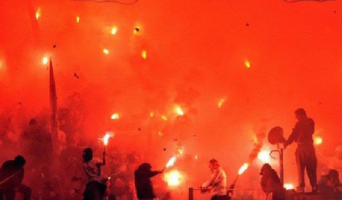 Grecia senza pane e pure senza calcio