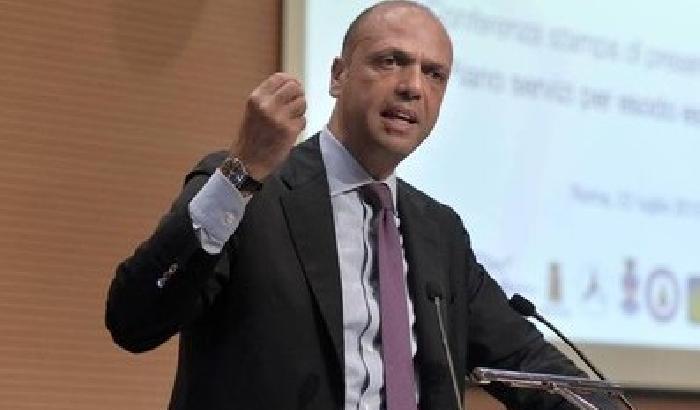 Italiani rapiti in Libia: Alfano, non tratto con gli scafisti