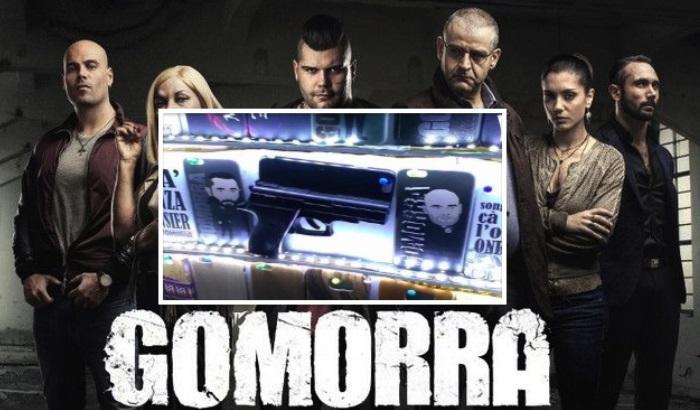 Effetto Gomorra: cover a forma di pistola sui telefonini