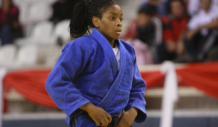 Gwen sconfitta nel judo con truffa: e piange per tre ore