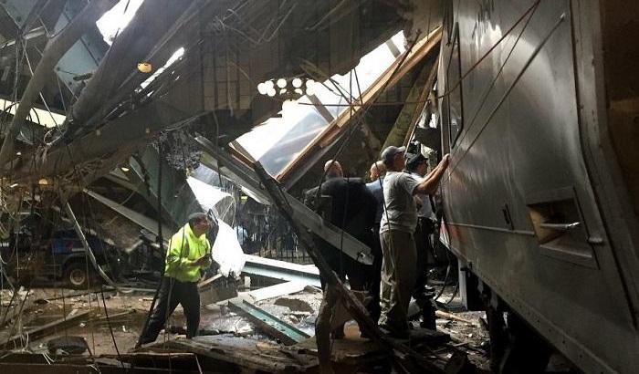 Incidente ferroviario sulla linea dei pendolari tra il New Jersey e New York