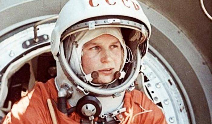 Auguri a Valentina Tereshkova, ha 80 anni la prima donna ad andare nello spazio