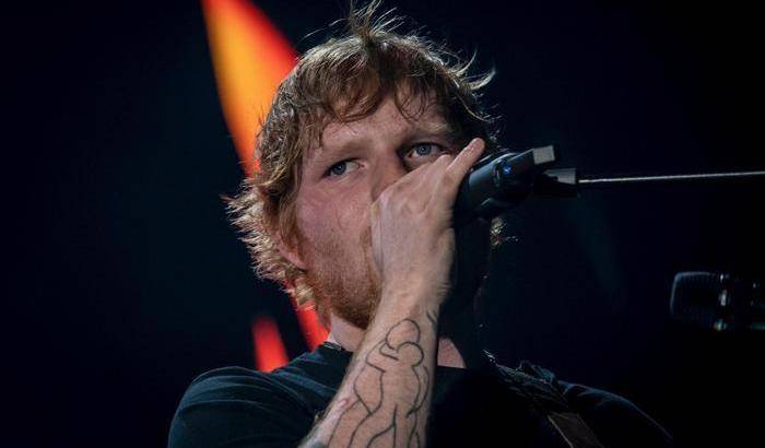 Ed Sheeran, il tour mondiale parte da Torino: 11.000 in delirio