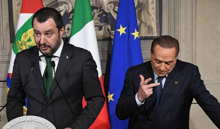 Da Berlusconi un accorato appello a Lassie-Salvini: torna a casa