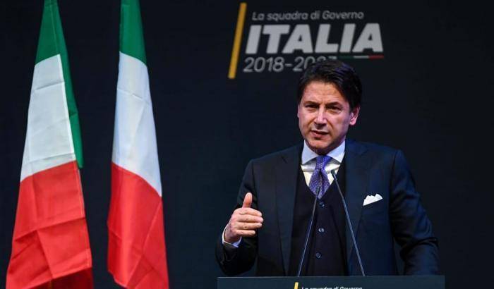 Giuseppe Conte verso il Quirinale per l'incarico di premier. Festa M5s e Lega