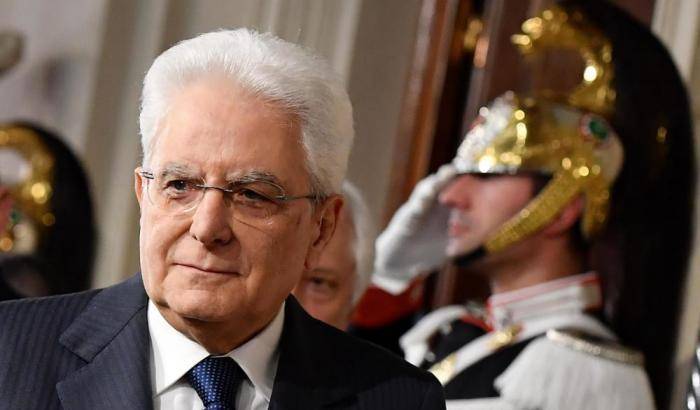 Caro Mattarella, avanti così. Senza paura delle intimidazioni eversive