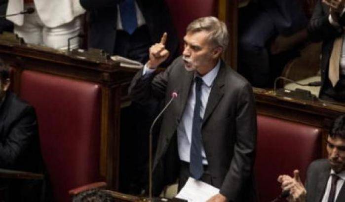 Delrio: "Conte? Sconcertante. E Salvini si sta impadronendo del governo"