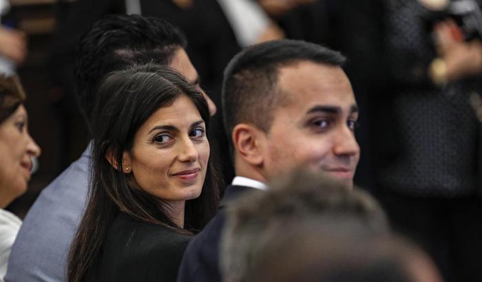 Di Maio: "Raggi condannata? Nel caso dovrà dimettersi"