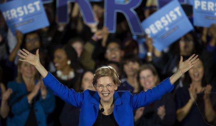 Elisabeth Warren punta alla Casa Bianca: è la prima Dem a candidarsi