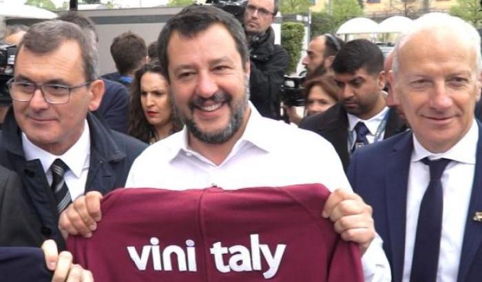 C'è la guerra in Libia ma Salvini preferisce la passerella al Vinitaly