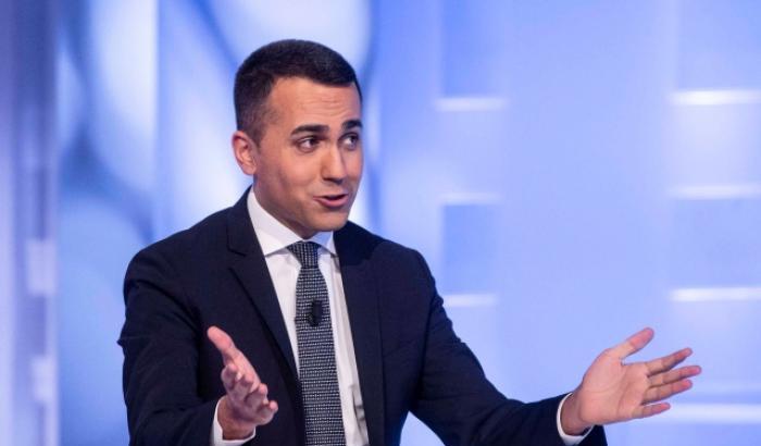 Di Maio: "Salvini è disperato, dobbiamo affidarci a Mattarella"