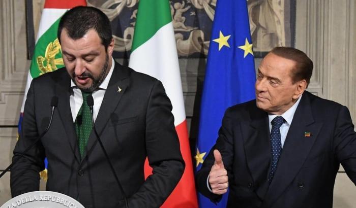 Berlusconi mette il dito nella piaga: "Caro Matteo ora sei in cul de sac, senza di noi non puoi vincere"