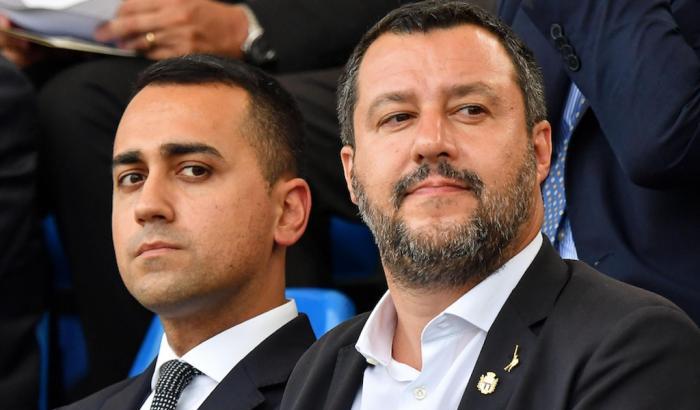 Di Maio, frecciatine a Salvini: "Compra i senatori come un Berlusconi qualsiasi"