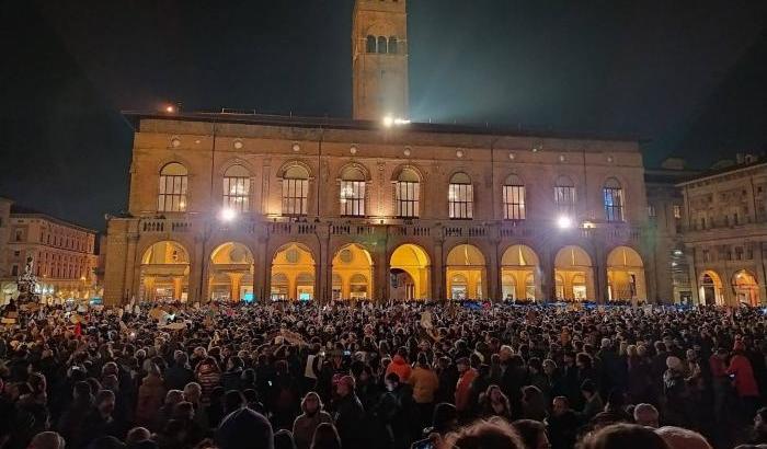 Le Sardine rilanciano: il 19 gennaio grande manifestazione a Bologna