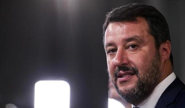 Open Arms, Salvini indagato fa il gradasso e attacca la magistratura