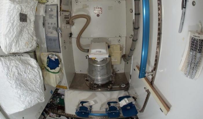 Si sono rotti i bagni sulla Stazione Spaziale Internazionale