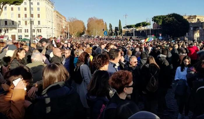 Ora e sempre Resistenza: il Live delle Sardine a piazza San Giovanni