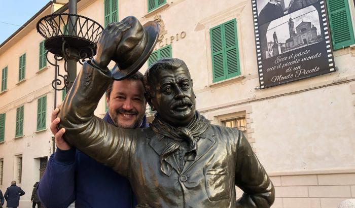 Salvini ora corteggia gli ‘odiati’ comunisti: “Peppone voterebbe per me”