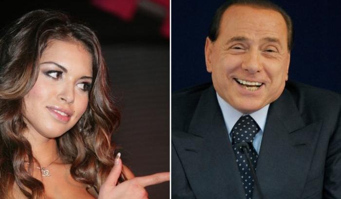 Rotondi archivia il bunga-bunga: "Berlusconi presidente della Repubblica"