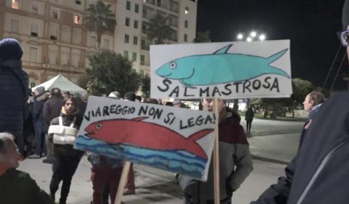 Nuova manifestazione delle Sardine in programma sabato a Viareggio