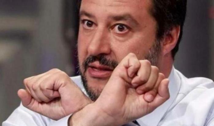 I porti chiusi ai migranti finiscono in tribunale: il 2020 anno di processi per Salvini