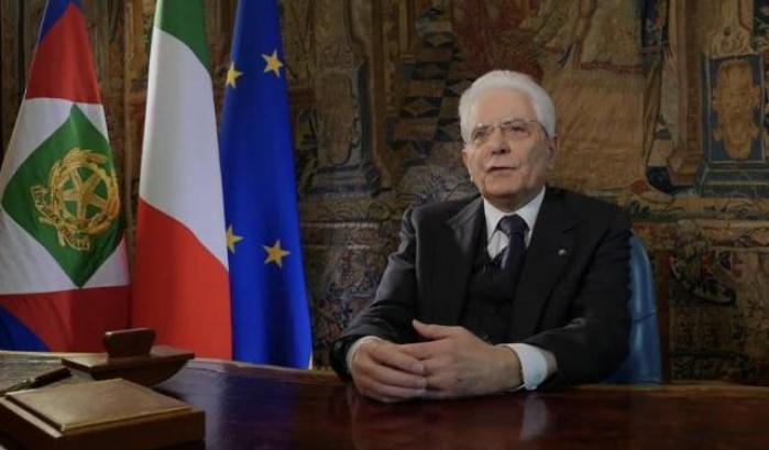 Coronavirus, Mattarella ferma le polemiche: "Concordia e niente ansie"