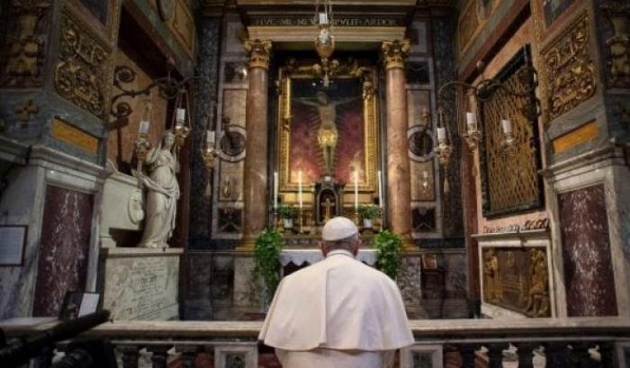 Positivo un membro della Segreteria Vaticana: ulteriori misure per proteggere il Papa