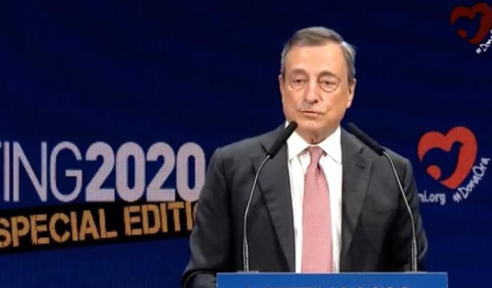 Il Covid è nemico dei giovani, l'allarme di Draghi: "A rischio il futuro dei ragazzi"