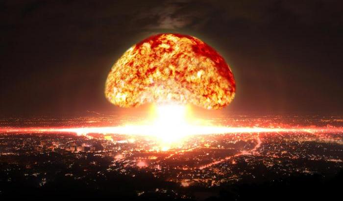 "No bomb" giorno storico: in vigore il trattato sulla proibizione delle armi nucleari. Cosa farà l'Italia?