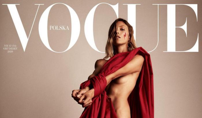 Vogue Polonia sostiene la lotta delle donne per il diritto all'aborto