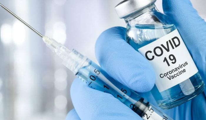 Positiva al Covid una dottoressa vaccinata 6 giorni fa: ma non c'è da preoccuparsi