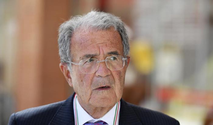 Prodi: "Dialogo con talebani necessario per evitare altri spargimenti di sangue"