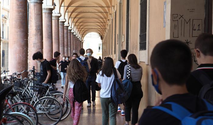 Bologna è da zona rossa: lo dicono i contagi e i ricoveri