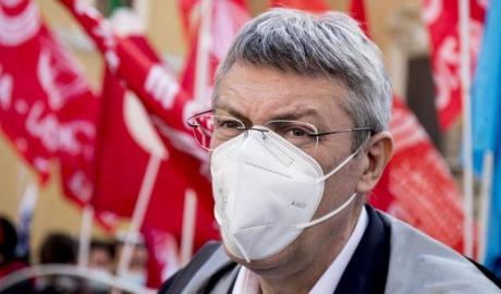 Landini racconta il retroscena: "Draghi messo in minoranza dai partiti che volevano difendere i più ricchi"