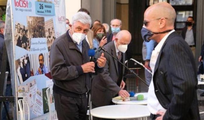 Bassolino non si fa da parte: "Sono e resto candidato a sindaco di Napoli"