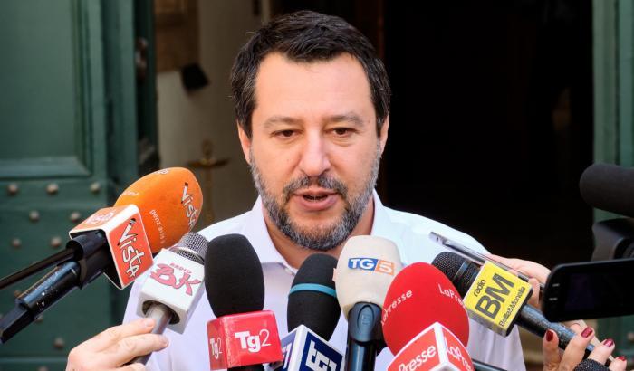 Salvini avvocato difensore dei no-vax: "Non possiamo chiudere in casa chi non ha il green pass"