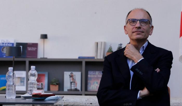 L'ironia di Letta: "A differenza di Salvini quando parlo con Draghi non metto i manifesti"