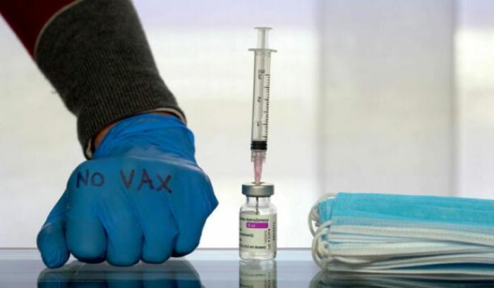 L'Ordine dei Medici non arretra: sospesi i primi no vax a Udine